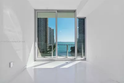 300 Biscayne Blvd Way #903, Miami, FL 33131 - Photo 45