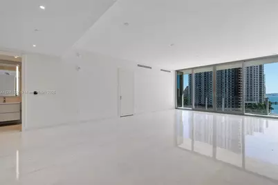 300 Biscayne Blvd Way #903, Miami, FL 33131 - Photo 13