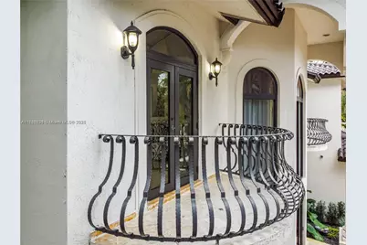 8200 NW 163rd St, Miami Lakes, FL 33016 - Photo 63