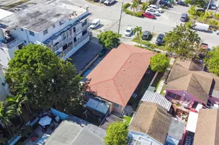 21 NW 32nd Ct, Miami, FL 33125 - Photo 27