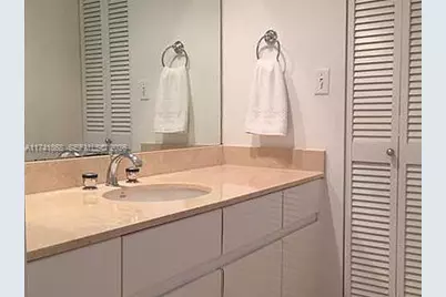 888 Brickell Key Dr #600, Miami, FL 33131 - Photo 9