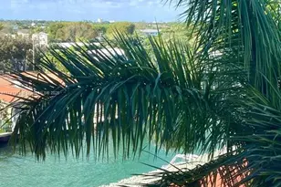 1700 NE 105th St, Miami Shores, FL 33138 - Photo 23