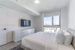 227 NE 2nd St, Miami, FL 33132 - Photo 21