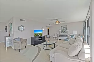 800 Parkview Dr, Hallandale Beach, FL 33009 - Photo 9