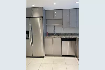 1000 Parkview Dr #226, Hallandale Beach, FL 33009 - Photo 3