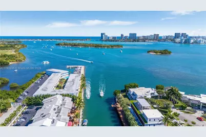 2700 NE 135th St #32, North Miami, FL 33181 - Photo 1