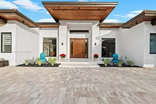 7775 SW 72nd Ave, Miami, FL 33143 - Photo 1