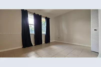 9380 Sunrise Lakes Blvd #103, Sunrise, FL 33322 - Photo 7