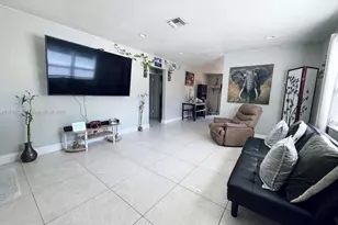 4728 SW 66th Terrace, Davie, FL 33314 - Photo 7