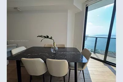 398 NE 5th St #4614, Miami, FL 33132 - Photo 11