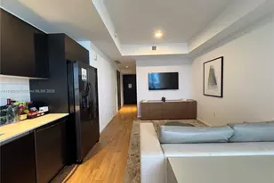 398 NE 5th St, Miami, FL 33132 - Photo 7