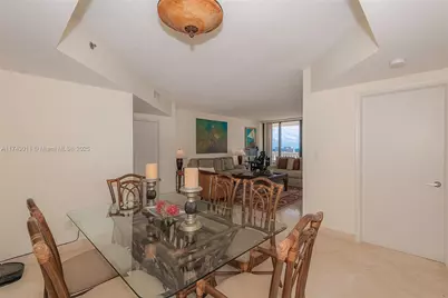 2000 Island Blvd #1708, Aventura, FL 33160 - Photo 5