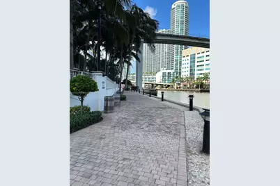 31 SE 5th St #3916, Miami, FL 33131 - Photo 61