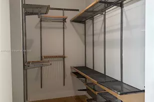 31 SE 5th St, Miami, FL 33131 - Photo 35