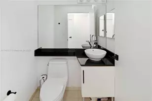 31 SE 5th St, Miami, FL 33131 - Photo 33