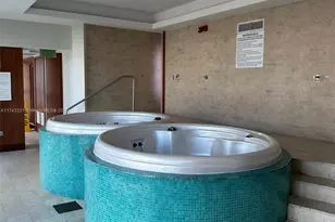 31 SE 5th St, Miami, FL 33131 - Photo 55