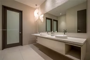 17301 Biscayne Blvd, North Miami Beach, FL 33160 - Photo 71