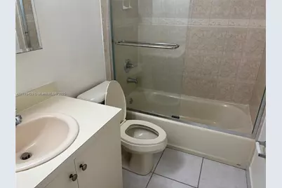 10744 N Kendall #M-18, Miami, FL 33176 - Photo 9