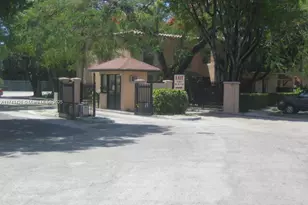 10744 N Kendall, Miami, FL 33176 - Photo 15