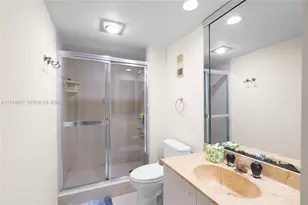 20281 E Country Club Dr, Aventura, FL 33180 - Photo 33