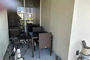 2903 Point E Dr, Aventura, FL 33160 - Photo 25