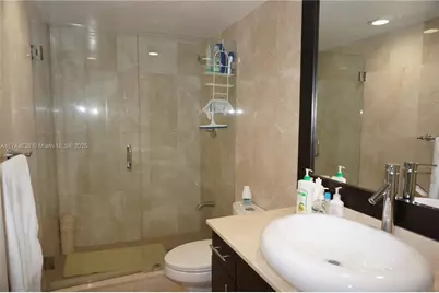 19390 Collins Ave #PH-26, Sunny Isles Beach, FL 33160 - Photo 17