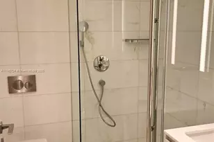 300 Biscayne Blvd Way, Miami, FL 33131 - Photo 37