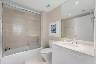 2711 S Ocean Dr, Hollywood, FL 33019 - Photo 17