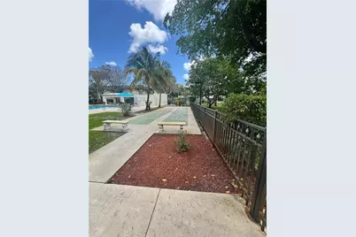 5155 E Sabal Palm Blvd #204, Tamarac, FL 33319 - Photo 9