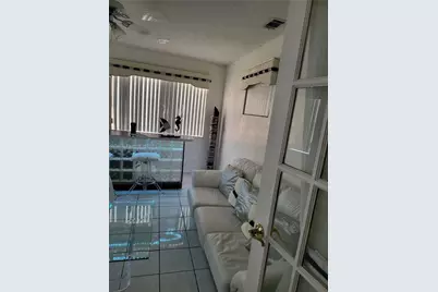 6771 NW 199th Ter, Hialeah, FL 33015 - Photo 37