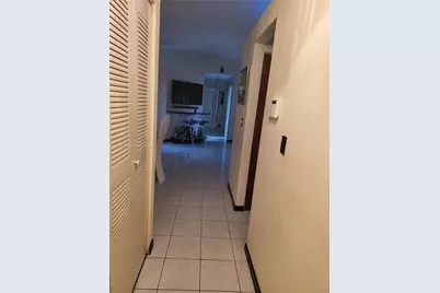 6771 NW 199th Ter, Hialeah, FL 33015 - Photo 17