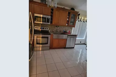 6771 NW 199th Ter, Hialeah, FL 33015 - Photo 33