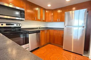 13499 Biscayne Blvd, North Miami, FL 33181 - Photo 9