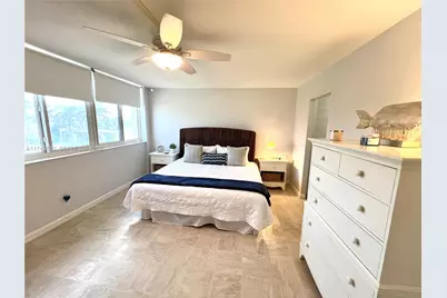 125 Ocean Ave #402, Palm Beach Shores, FL 33404 - Photo 5