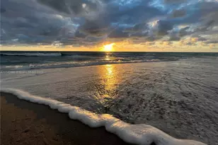 125 Ocean Ave, Palm Beach Shores, FL 33404 - Photo 5