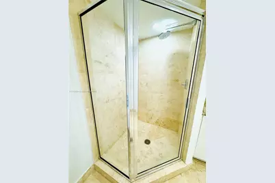 41 SE 5th St #808, Miami, FL 33131 - Photo 9