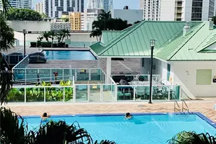 41 SE 5th St, Miami, FL 33131 - Photo 35