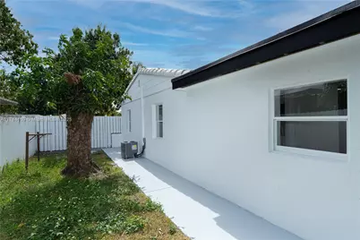 805 Sultan Ave, Opa-Locka, FL 33054 - Photo 39