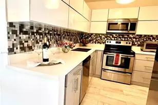 3625 N Country Club Dr, Aventura, FL 33180 - Photo 3