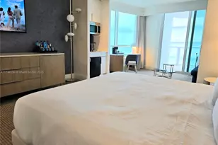 4401 Collins Ave, Miami Beach, FL 33140 - Photo 3