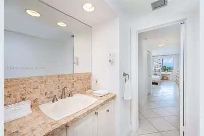 201 Crandon Blvd #505, Key Biscayne, FL 33149 - Photo 21