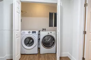 866 NW 108th St, Miami, FL 33168 - Photo 15