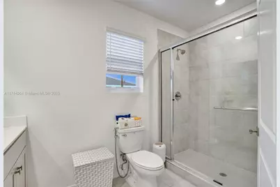 838 SE 17th St, Homestead, FL 33034 - Photo 35
