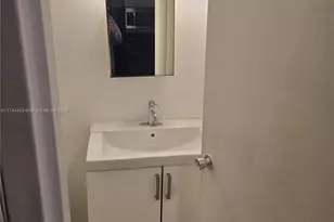 825 Brickell Bay Dr, Miami, FL 33131 - Photo 17