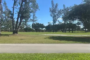 [Address not provided], Pembroke Pines, FL 33025 - Photo 25