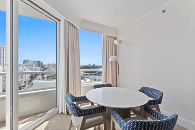 4401 Collins Av #1206, Miami Beach, FL 33140 - Photo 11