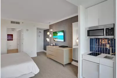 4401 Collins Ave #2114/2116, Miami Beach, FL 33140 - Photo 33
