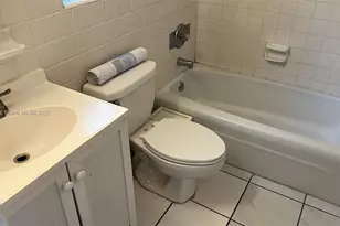 90 Isle of Venice Dr, Fort Lauderdale, FL 33301 - Photo 7