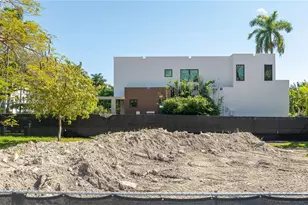 315 W San Marino Dr, Miami Beach, FL 33139 - Photo 9