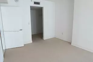 1750 N Bayshore Dr, Miami, FL 33132 - Photo 9